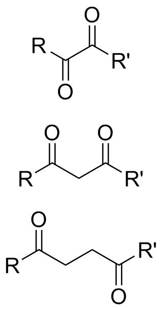 <span class="mw-page-title-main">Dicarbonyl</span> Molecule containing two adjacent C=O groups