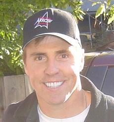 <span class="mw-page-title-main">Bill Romanowski</span> American football player (born 1966)