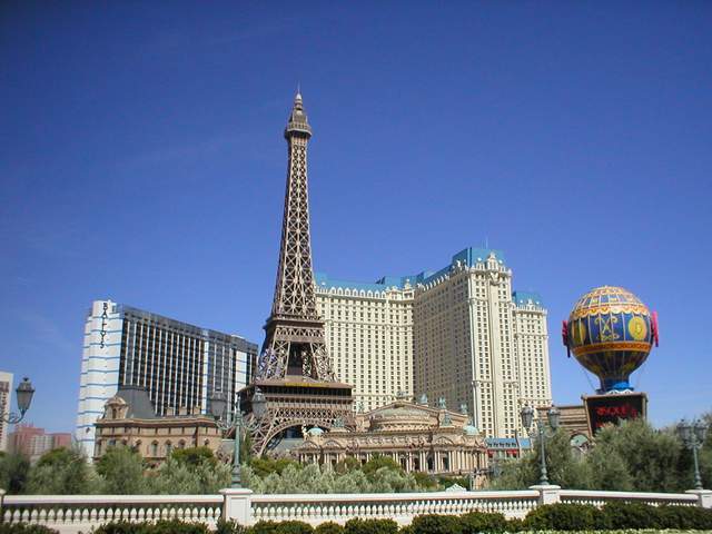 LasVegas-Paris