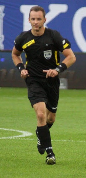 <span class="mw-page-title-main">Paweł Raczkowski</span> Polish football referee