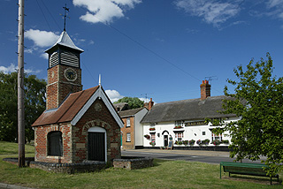 <span class="mw-page-title-main">Heath and Reach</span> Human settlement in England