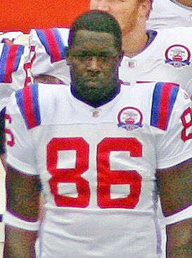 <span class="mw-page-title-main">Chris Baker (tight end)</span> American football player (born 1979)