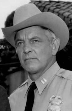 <span class="mw-page-title-main">Denver Pyle</span> American actor (1920–1997)