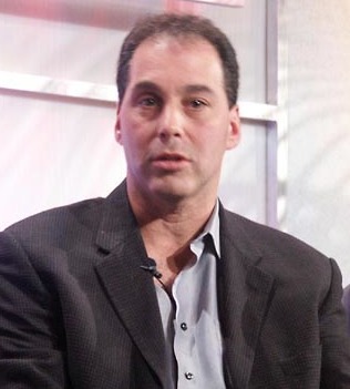 <span class="mw-page-title-main">Dan Rosensweig</span> American business executive