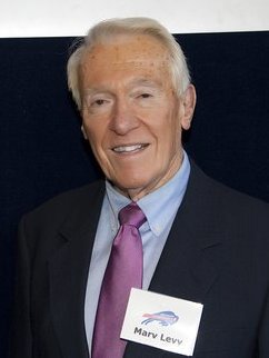 <span class="mw-page-title-main">Marv Levy</span> American gridiron football coach and executive (born 1925)