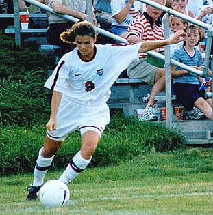 <span class="mw-page-title-main">Mia Hamm</span> American soccer player (born 1972)