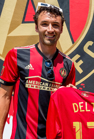 <span class="mw-page-title-main">Michael Parkhurst</span> American soccer player