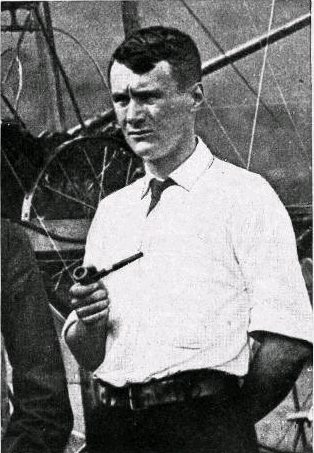 <span class="mw-page-title-main">Thomas Selfridge</span> First person ever to die in an airplane crash (1908)