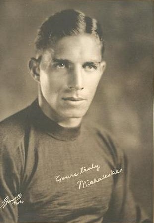 <span class="mw-page-title-main">Mike Michalske</span> American football player and coach (1903–1983)