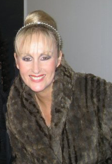 <span class="mw-page-title-main">Susan Ann Sulley</span> English singer (born 1963)