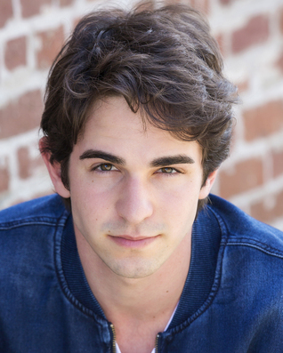 <span class="mw-page-title-main">Zachary Gordon</span> American actor (born 1998)