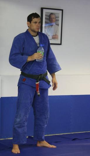 <span class="mw-page-title-main">Roger Gracie</span> Brazilian Jiu-Jitsu practitioner and mixed martial artist