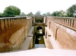 <span class="mw-page-title-main">Choron ki Baoli</span> Stepwell in Maham, India