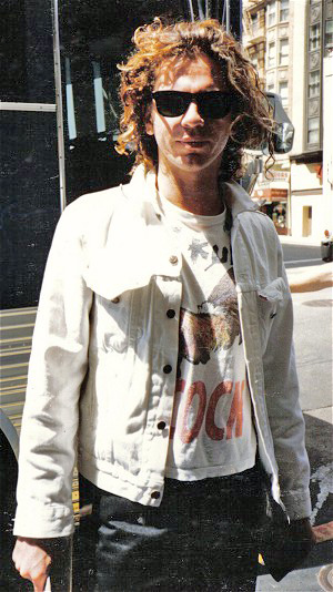 <span class="mw-page-title-main">Michael Hutchence</span> Australian singer (1960–1997)