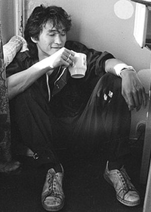 <span class="mw-page-title-main">Viktor Tsoi</span> Soviet musician and actor (1962–1990)