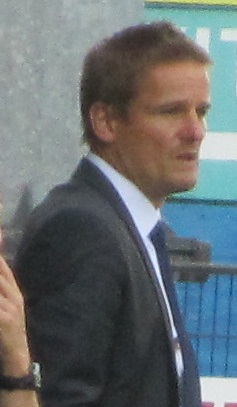 <span class="mw-page-title-main">Neal Ardley</span> English footballer (born 1972)