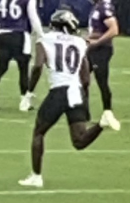 <span class="mw-page-title-main">Jaylon Moore (wide receiver)</span> American football player (born 1997)