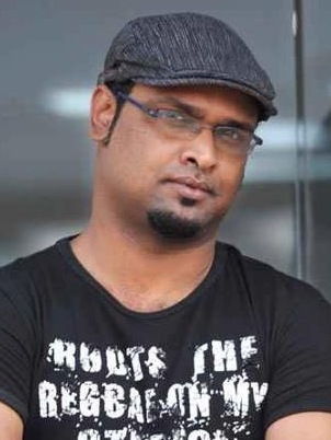 <span class="mw-page-title-main">Shafiq Tuhin</span> Bangladeshi lyricist, music director