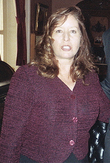 <span class="mw-page-title-main">Gloria Romero (politician)</span> American politician