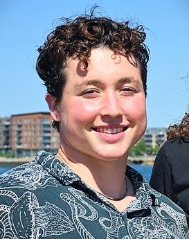 <span class="mw-page-title-main">Iszac Henig</span> American transgender male swimmer