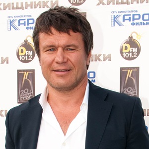 <span class="mw-page-title-main">Oleg Taktarov</span> Russian actor and mixed martial arts fighter