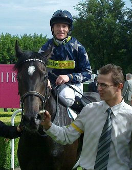 <span class="mw-page-title-main">Kieren Fallon</span> 20th and 21st-century Irish jockey