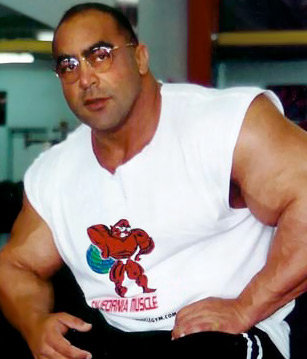 <span class="mw-page-title-main">Nasser El Sonbaty</span> German Egyptian bodybuilder (1965–2013)