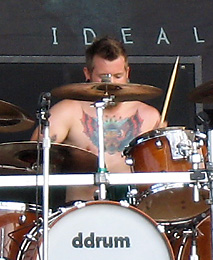 <span class="mw-page-title-main">Shannon Lucas</span> American drummer