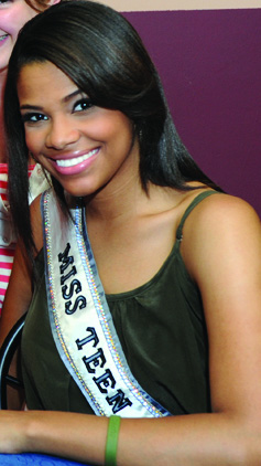 <span class="mw-page-title-main">Kamie Crawford</span> American TV host and pageant queen (born 1992)