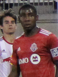 <span class="mw-page-title-main">Hugo Mbongue</span> Canadian soccer player (born 2004)