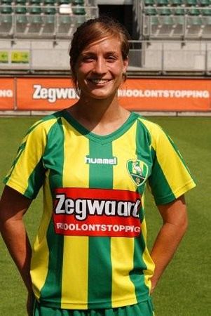 <span class="mw-page-title-main">Leonne Stentler</span> Dutch former footballer (born 1986)