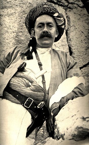 <span class="mw-page-title-main">Mahmud Barzanji</span> Kurdish leader (1878 – 1956)