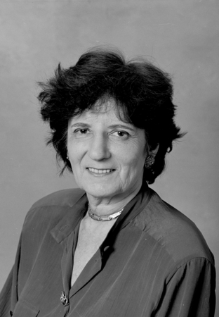 <span class="mw-page-title-main">Miriam Kastner</span> American oceanographer and geochemist (born 1935)