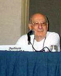 <span class="mw-page-title-main">Julius Schwartz</span> American comic book editor, 1915-2004