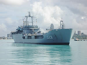 RFA <i>Sir Galahad</i> (1987) Landing ship logistics of the Royal Fleet Auxiliary and Brazilian Navy