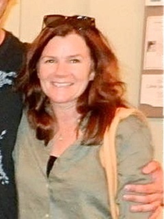 <span class="mw-page-title-main">Mare Winningham</span> American actress and singer-songwriter (born 1959)