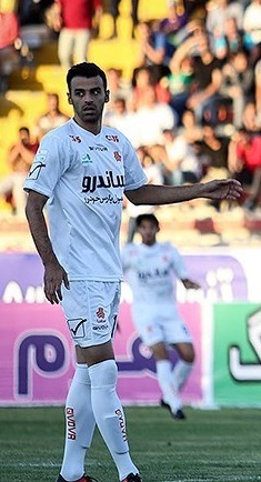 <span class="mw-page-title-main">Masoud Hassanzadeh</span> Iranian footballer