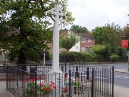 <span class="mw-page-title-main">Fair Oak</span> Village and parish in Hampshire, England