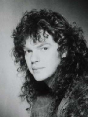 <span class="mw-page-title-main">Neil Murray (British musician)</span> Scottish bassist