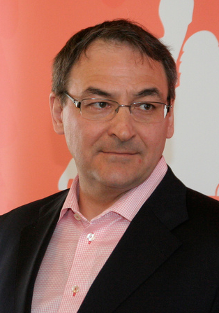 <span class="mw-page-title-main">Martin Cauchon</span> Canadian politician