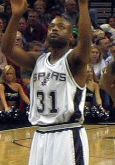 <span class="mw-page-title-main">Nick Van Exel</span> American basketball coach and former player