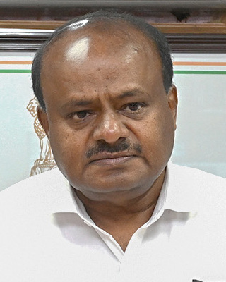 <span class="mw-page-title-main">H. D. Kumaraswamy</span> Indian politician and film producer (born 1959) from Karnataka