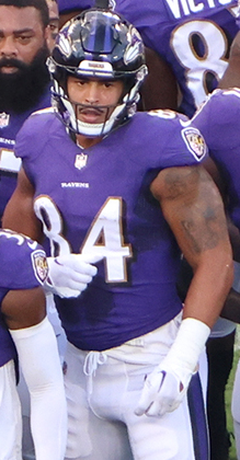 <span class="mw-page-title-main">Josh Oliver</span> American football player (born 1997)