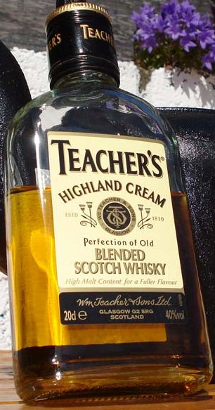 <span class="mw-page-title-main">Teacher's Highland Cream</span> Brand of blended Scotch whisky