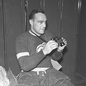 <span class="mw-page-title-main">Charlie Conacher</span> Canadian ice hockey player