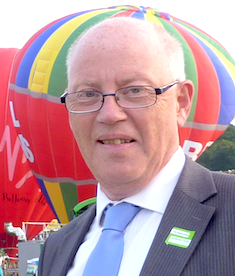 <span class="mw-page-title-main">Geoff Gollop</span> British politician