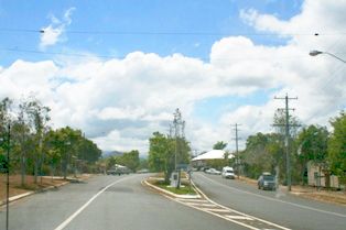 <span class="mw-page-title-main">Mount Molloy, Queensland</span> Town in Queensland, Australia