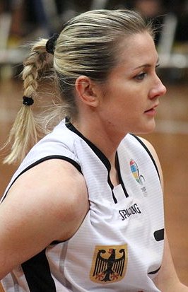 <span class="mw-page-title-main">Edina Müller</span> German wheelchair basketball player and paracanoeist(born 1983)