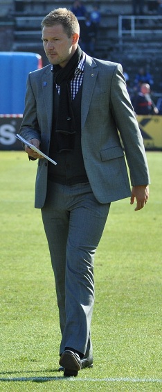 <span class="mw-page-title-main">Magnus Pehrsson</span> Swedish footballer and manager