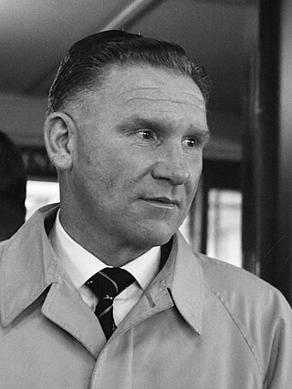 <span class="mw-page-title-main">Bill Nicholson (footballer)</span> English footballer and manager